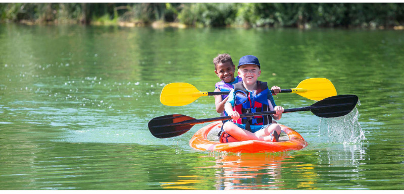 Kids kayaking